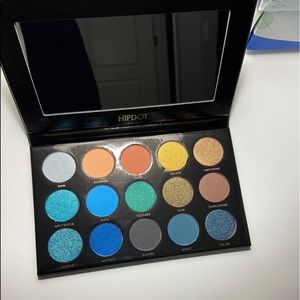 HIPDOT Cenote Pressed Eyeshadow Palette